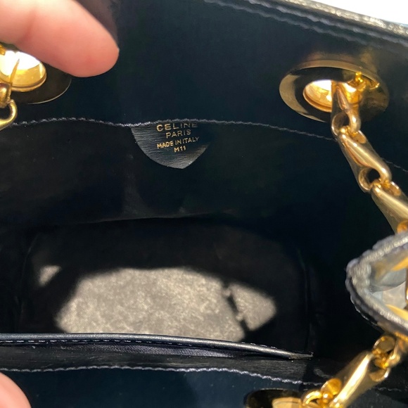 Celine w/ COA Navy Leather Bucket Shoulder Bag w/ Gold Hardware Chain Authentic - Picture 2 of 16